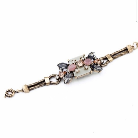 Crystal Statement Bracelet - Picture 2 of 6